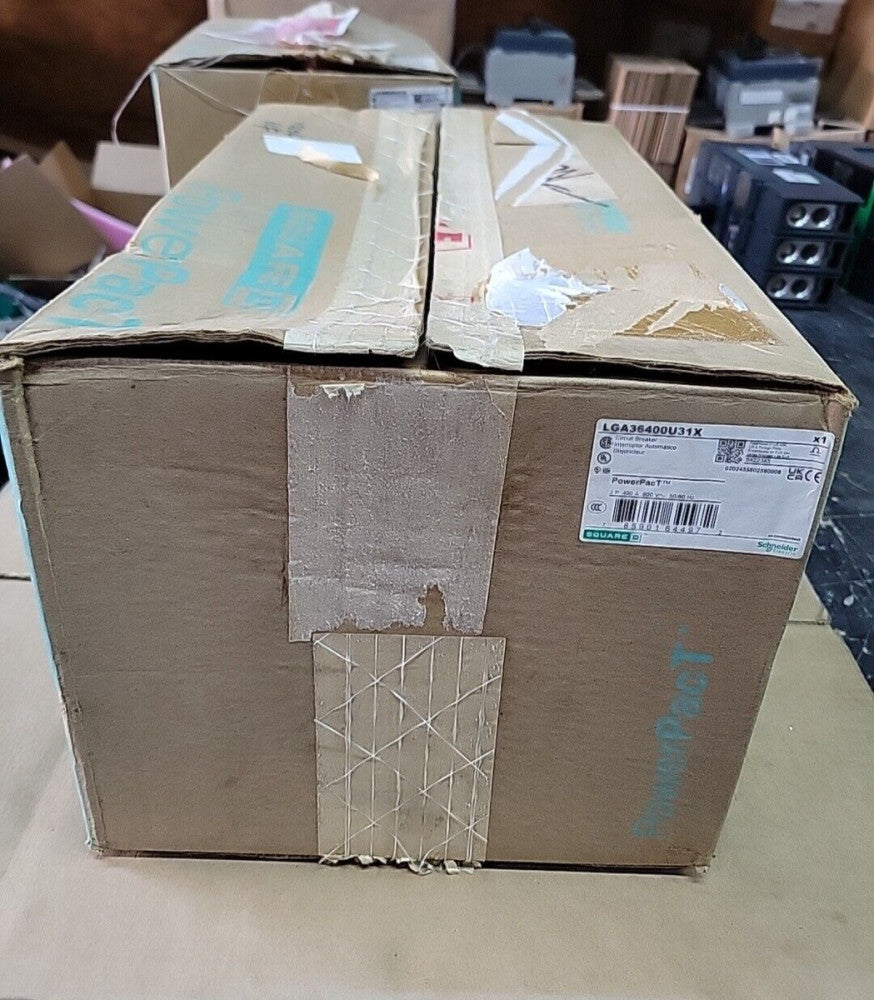 NEW OLD STOCK Square D LGA36400U31X ,3 Pole, 400A, 600 VAC, Circuit Breaker