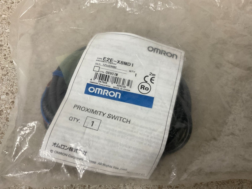 Omron E2E-X8MD1 NEW