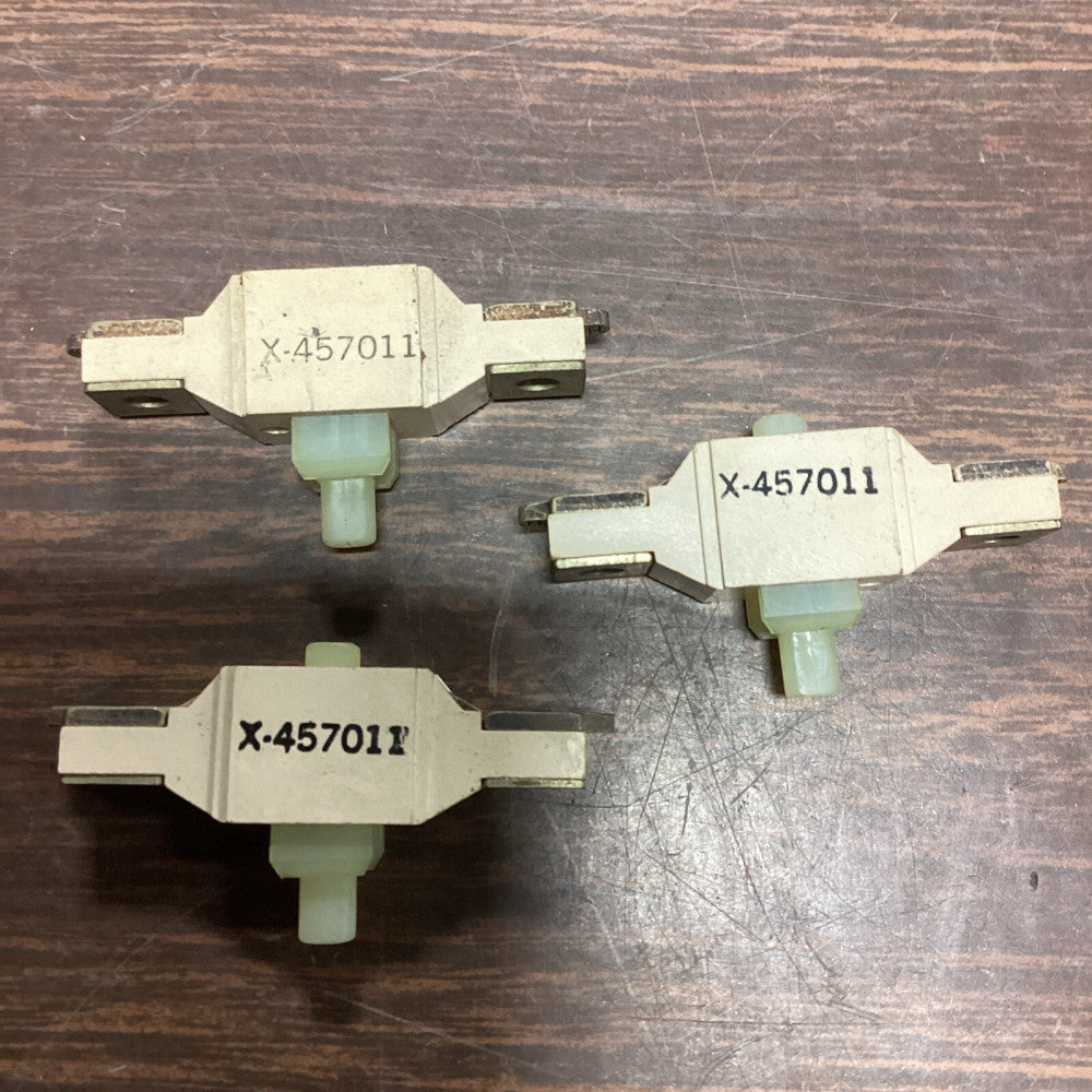 Allen Bradley X-457011, Timer Contact Cartridge, Tan Lot Of 3 No Screws G114