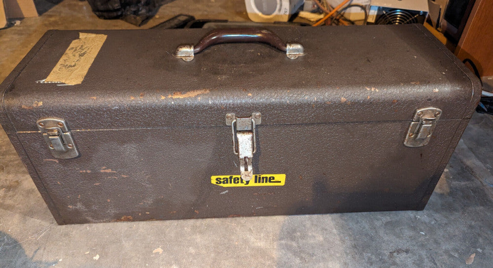 Safety-Line Model 86649 9 & 36 kV Voltage Detector w/ Case