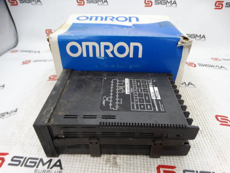 OMRON K3TH-TA11A TEMPERATURE CONTROLLER
