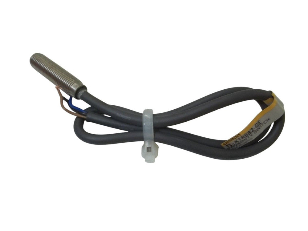 LOT OF 2 OMRON TL-X1R5B2-GE PROXIMITY SWITCH UNMP