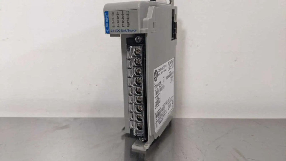 Allen-Bradley 1762-IQ16 Input Module Ser A Rev 3.1 16 Point 24VDC Source Input
