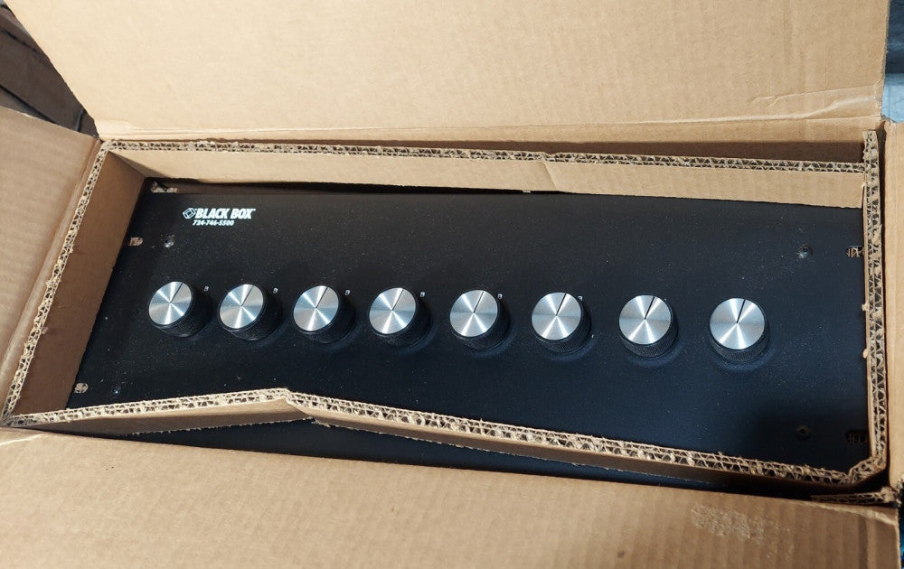 NOS - BLACK BOX Rackmount SM025A-FFF / SM025AFFF. (8) ABC Switches. Surplus