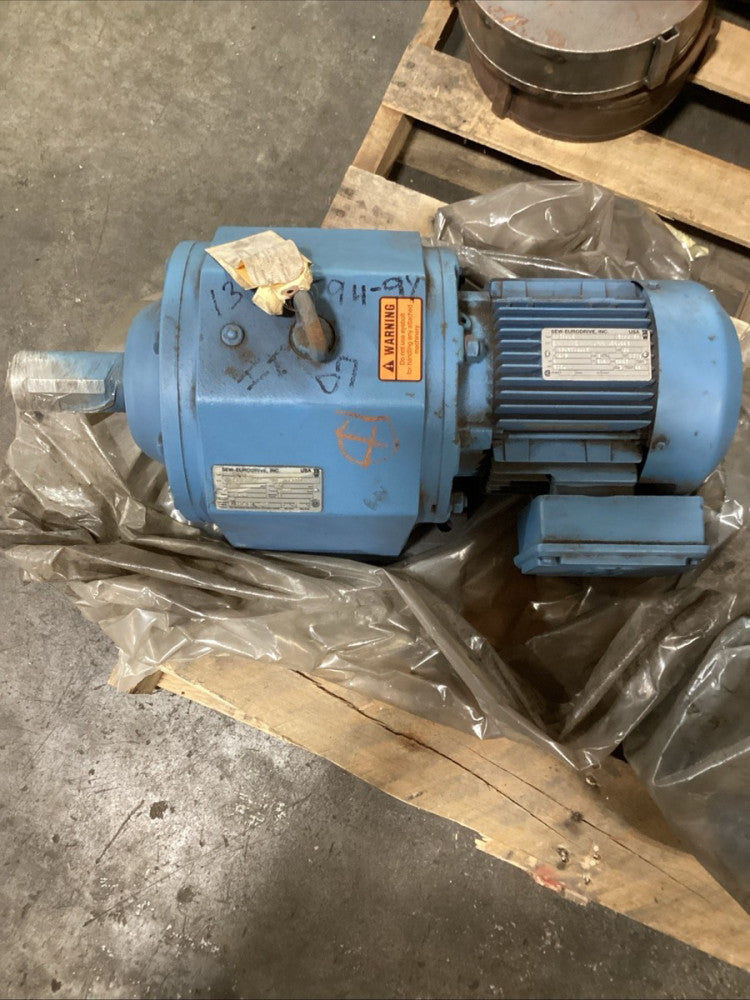 Sew-Eurodrive Gearmotor, Type: R83DT90L4, 107.42:1 Ratio, 2-HP Motor