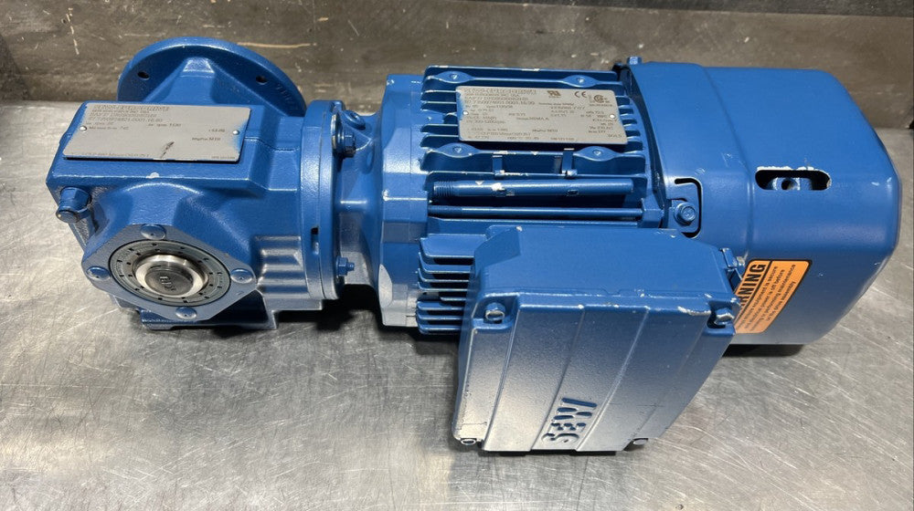 SEW-EURODRIVE SAF37DRS80S6BE2HR Motor With Gear Box Nos Surplus