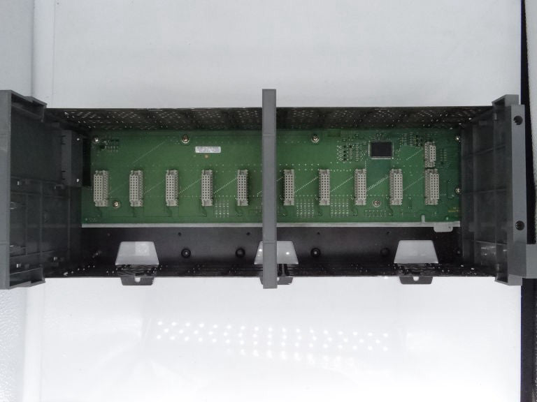 ALLEN BRADLEY 1746-A10 SERIES B PLC RACK - Used