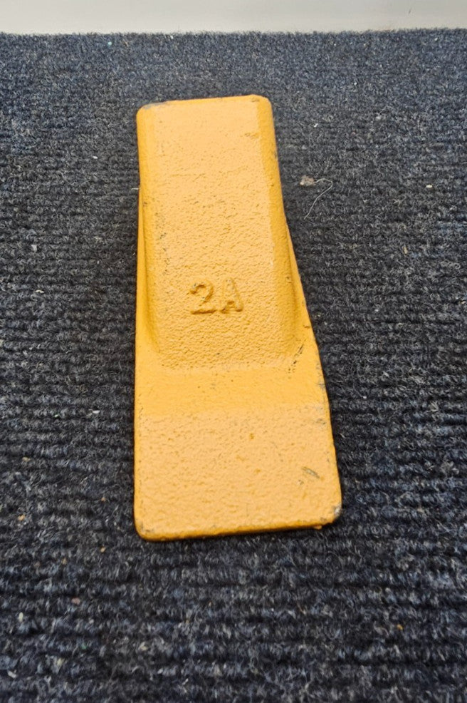 2A Weld-on Flush Mount Bucket Shank Bucket Teeth Yellow