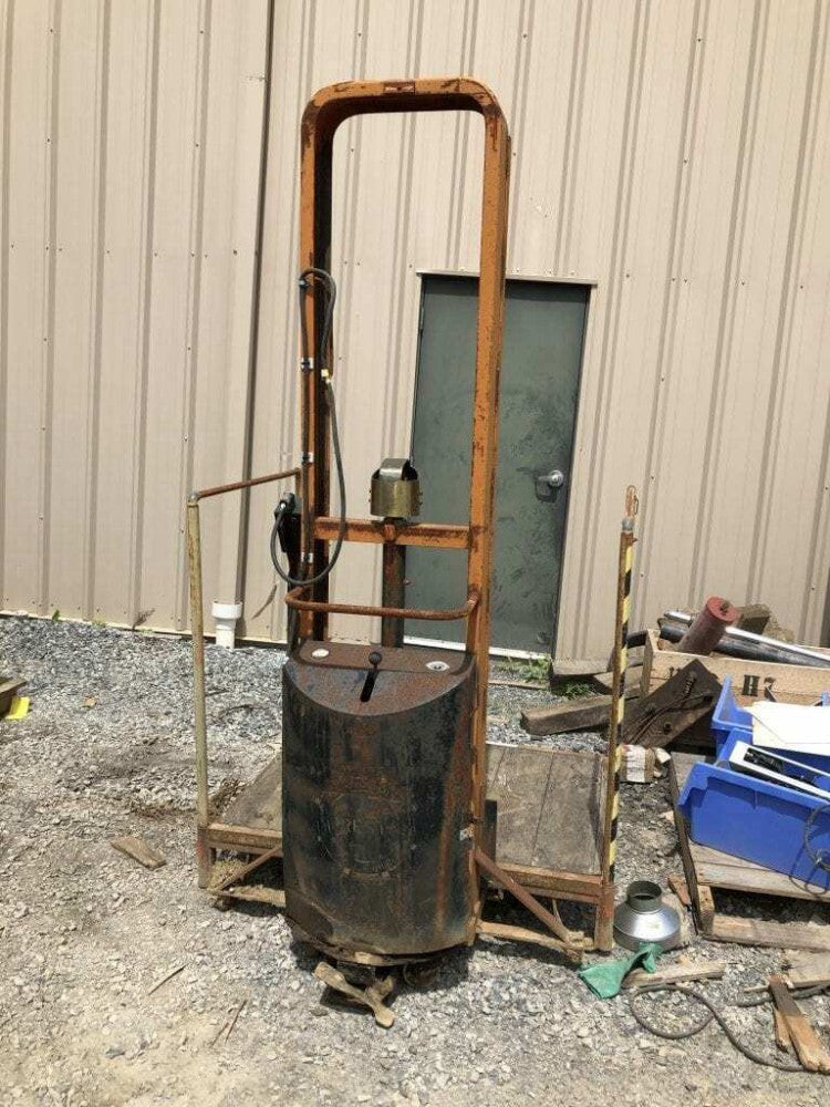 Presto Personnel Lift / Hydraulic Manlift 48" L X 34.5" W / 6ft Max Height