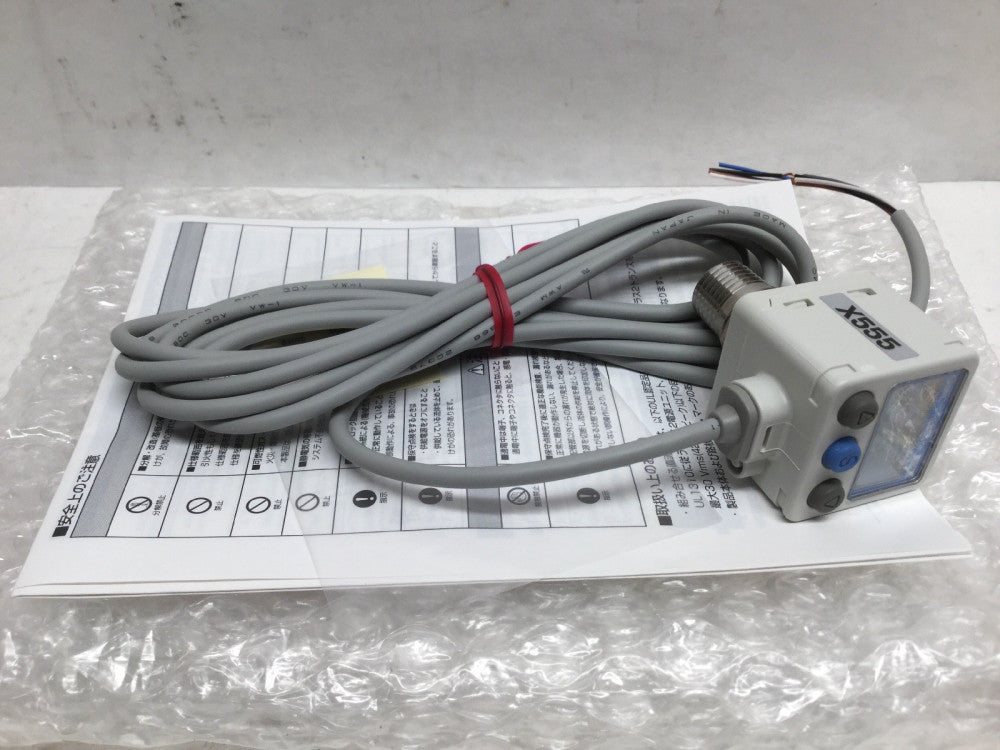 SMC ZSE80F-N02-T-X555 2 Color Display Digital Pressure Switch