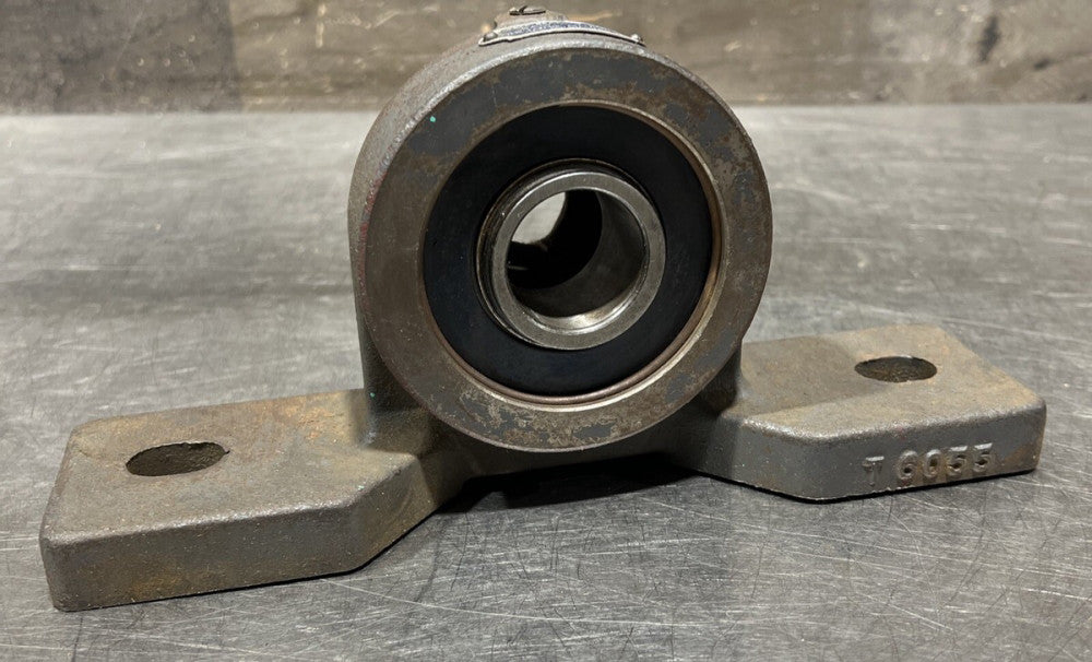 Fafnir SAO-1 7/16 Cast Iron 2-Bolt Ball Bearing Pillow Block Nos Surplus. ID 3