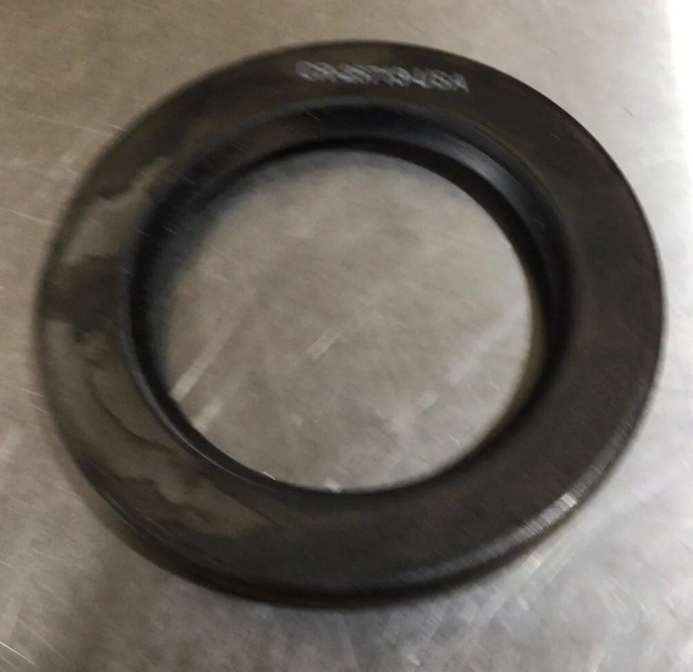 CR INDUSTRIES OIL SEAL 25713 NOS SURPLUS