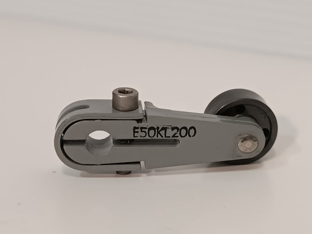 Cutler-Hammer E50KL200 Plug-In Limit Switch Operator with Roller Actuator