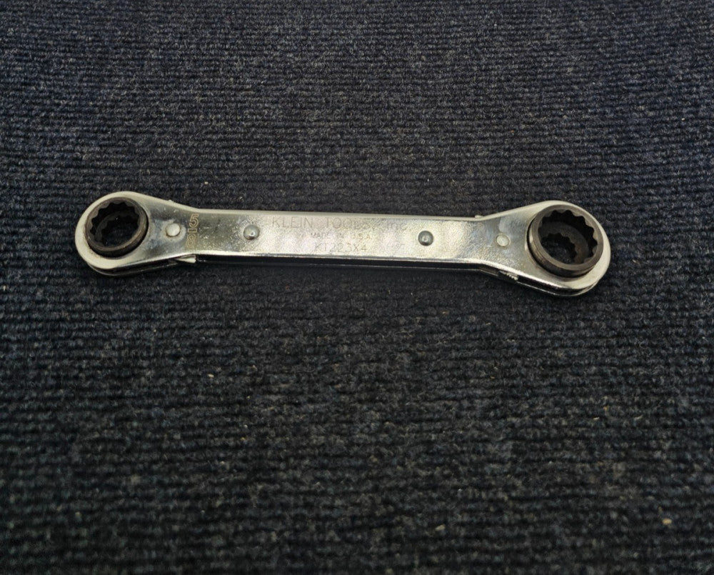 Klein Tools KT223X4: 3/4 & 5/8  Lineman's 4 in 1 Ratcheting Wrench