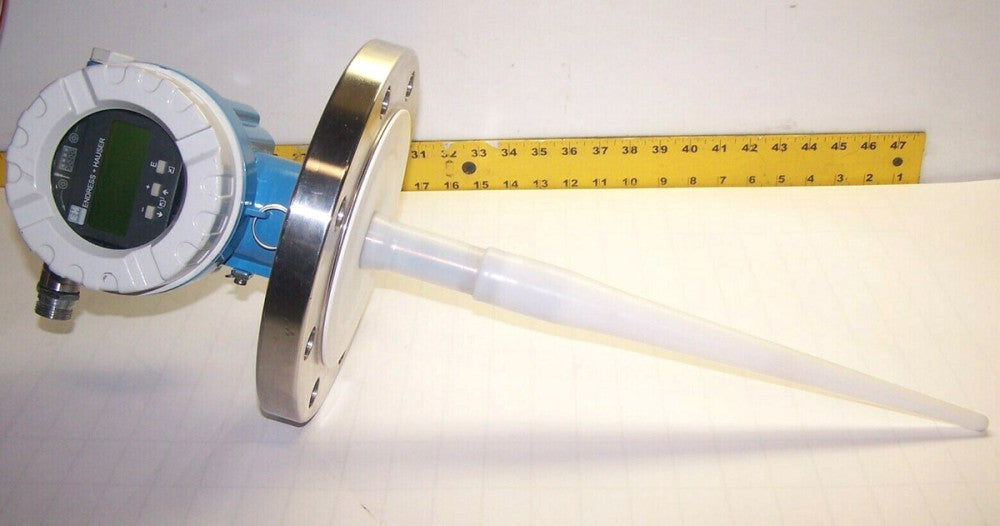 Endress+Hauser Micropilot M Level Transmitter  FMR231-SEAPKEA6AA