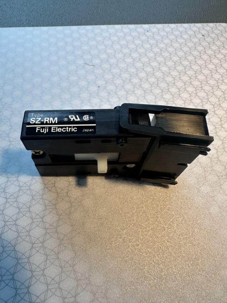 Fuji Electric SZ-RM Interlock Unit Black New Fast Ship