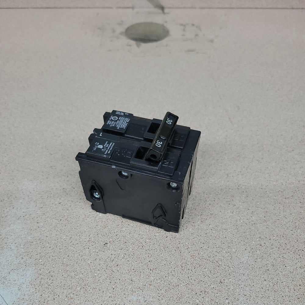 NEW TE QP230 2-Pole 30A 120/240VAC Circuit Breaker Used
