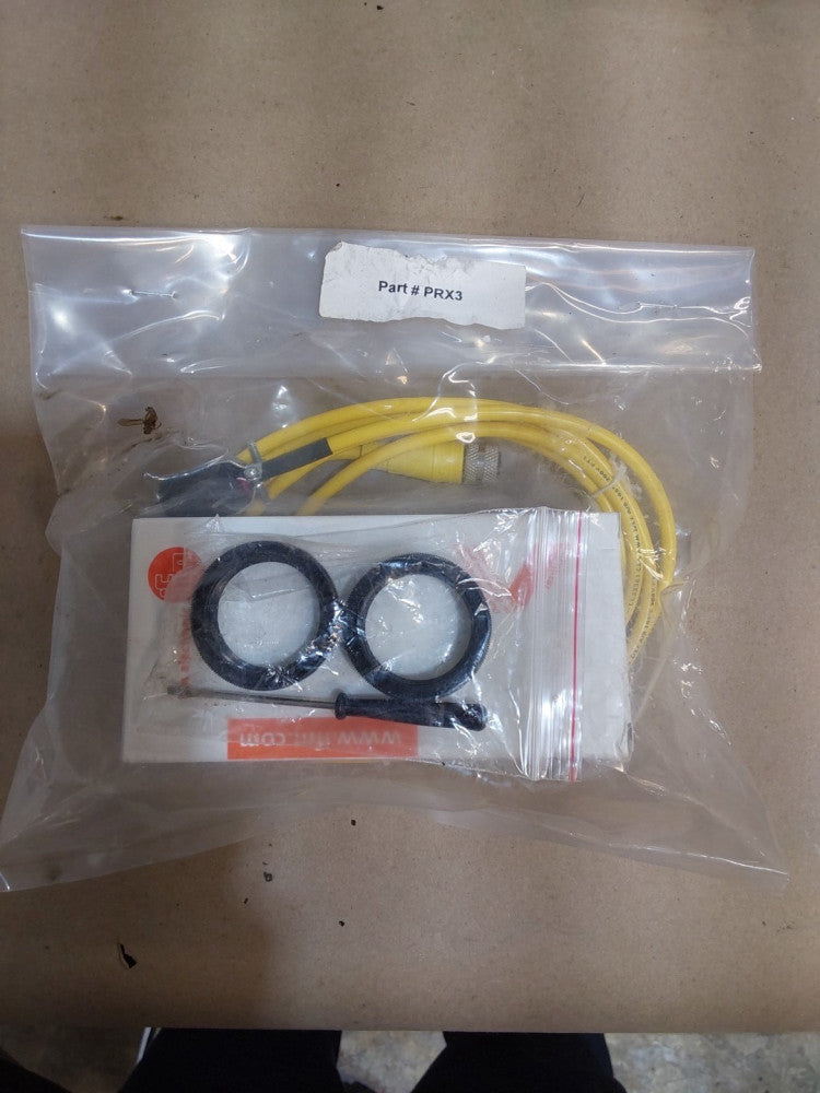 IFM KI0054 Proximity Switch Sensor  KI-2200NFB0AP2T/LS100  New With Cable 