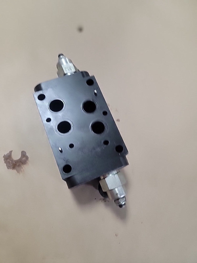 Sun Hydraulics 9BR8 Hydraulic Sandwich Valve 9207 235 A02 