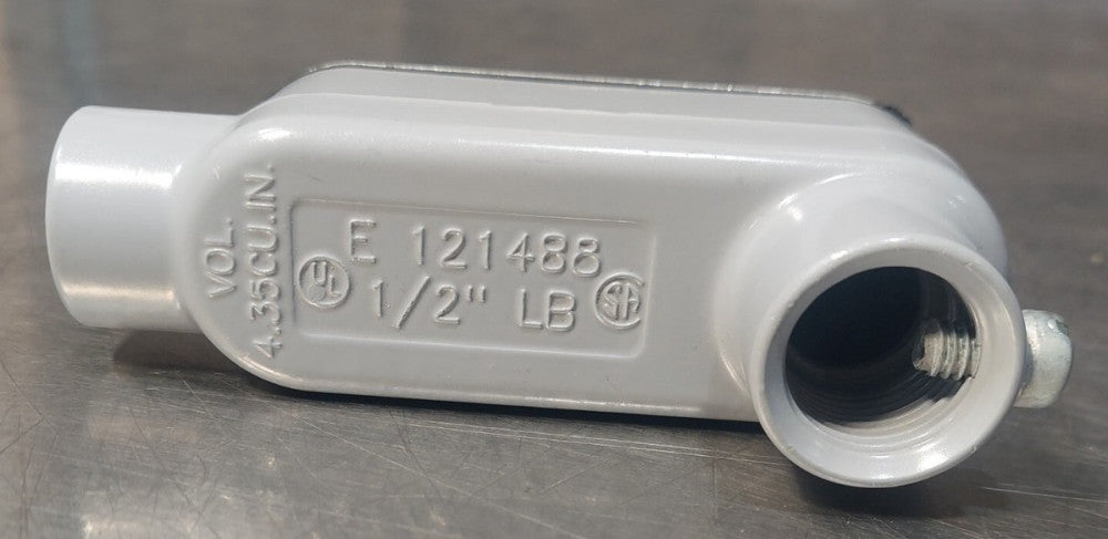 E 121488 1/2" LB CONDUIT BODY 4.35 Cu.In. with Gasket & Cover.