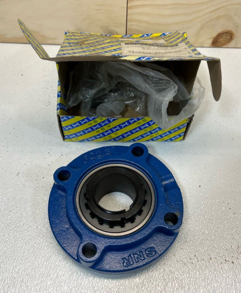 SNR ZE-0840-02-00-20 Flanged Bearing UKFC 213 + H2313