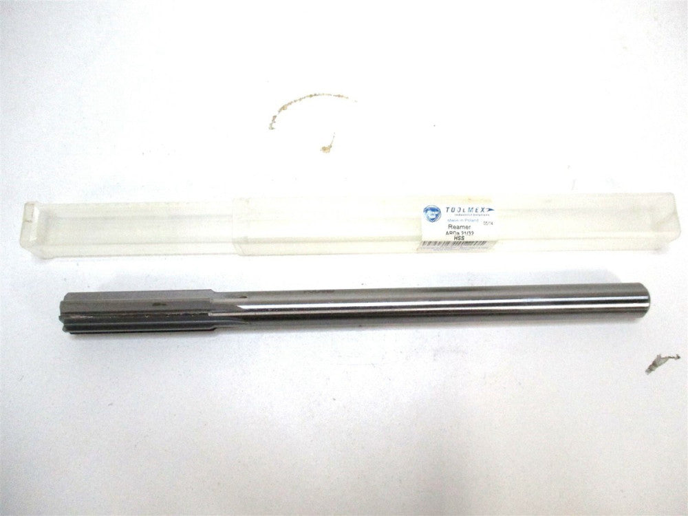 TMX (5-015-175) 21/32 x .5620 x9 45° Chamfer 8-Flute RH HSS Chucking Reamer