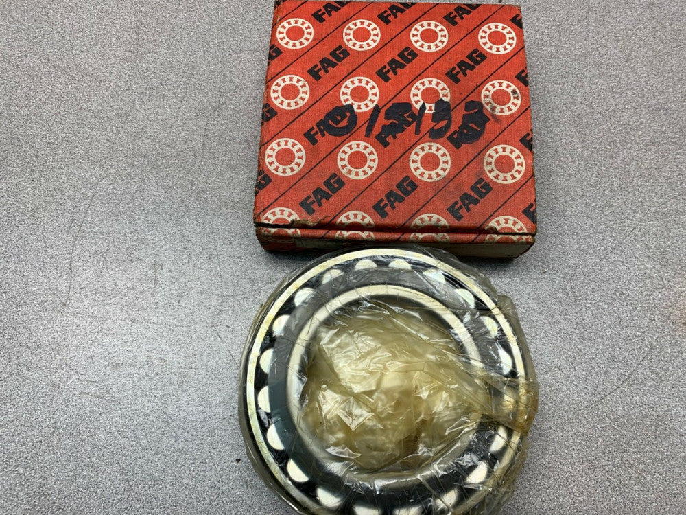 NEW IN BOX FAG BEARING 22215FS.TVPR.C3