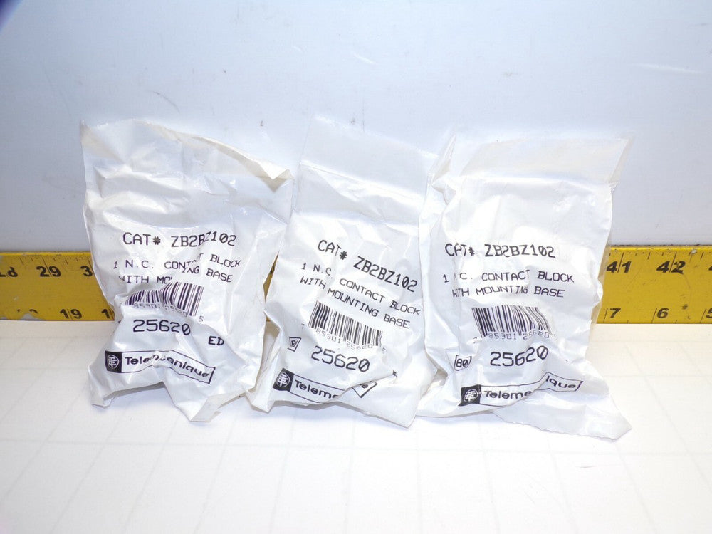 3) NEW TELEMECANIQUE 1 N.C. CONTACT BLOCK W/ MOUNTING BASE  ZB2BZ102 LOT OF 3