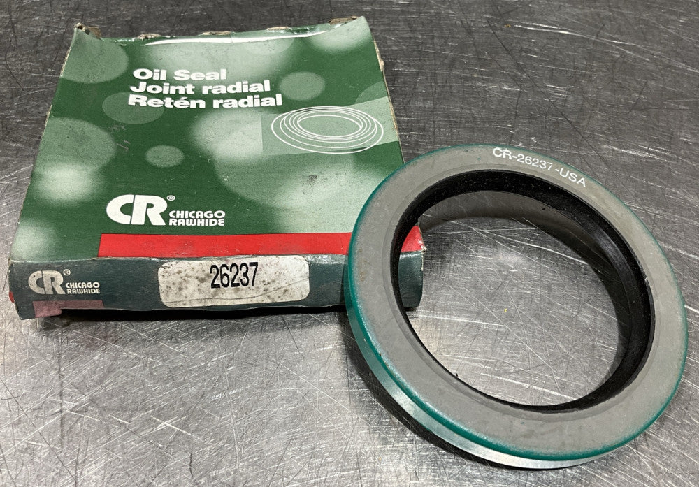 Chicago Rawhide 26237 Single Lip Oil Seal 2.625" x 3.623" x .375" Nos Surplus