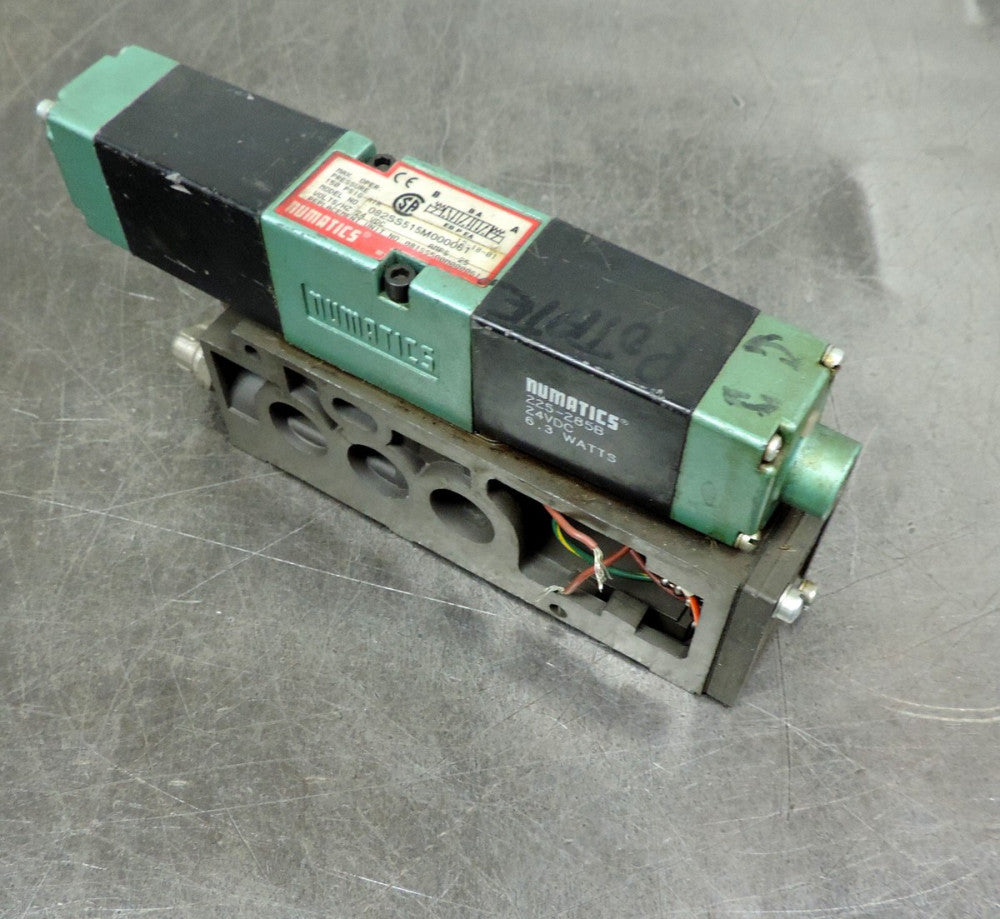 Numatics 082SS515M000061 Double Solenoid Valve  150 PSI
