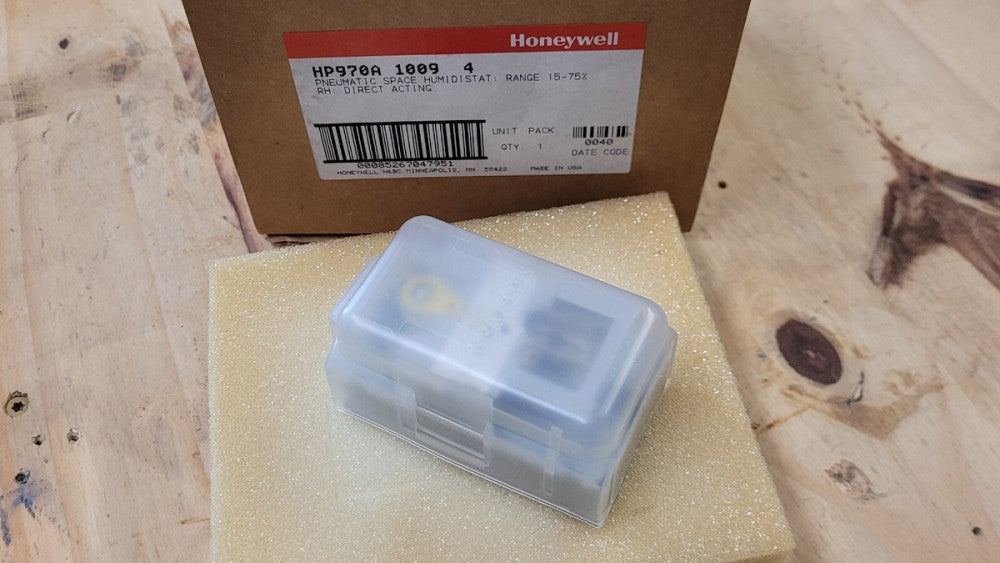 NOS Honeywell HP970A 1009 4 Pneumatic Space Humidistat No.1