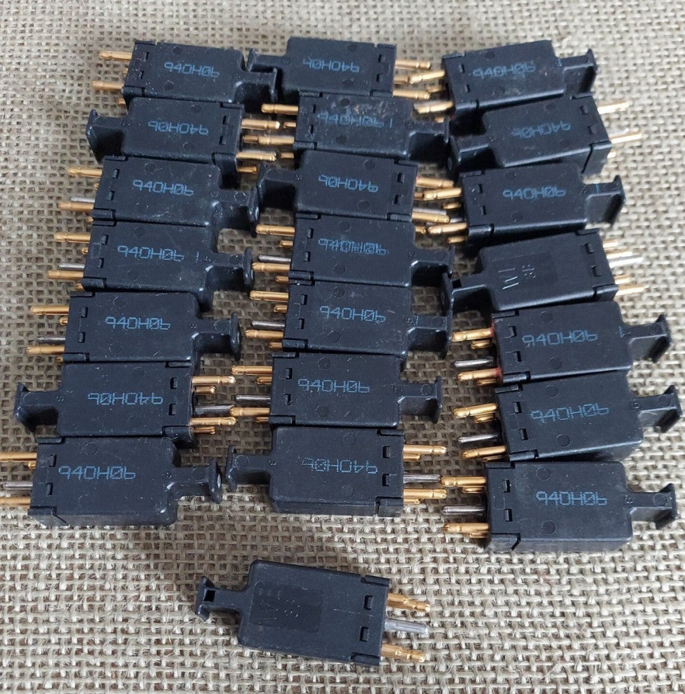 Lot of 22 - Gas Tube Surge Protector 5-pin. 940HO6