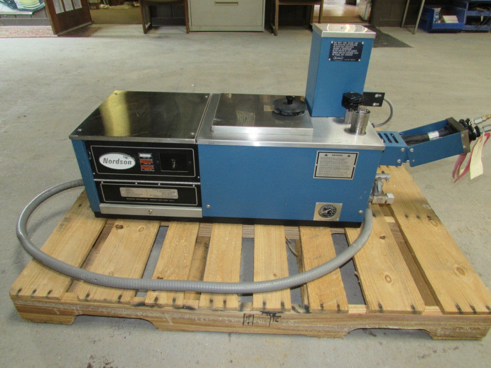 NEW! NORDSON HMVii , HOT MELT GLUE MACHINE , PT#-R806689 ,480 vac, MAKE OFFER! 