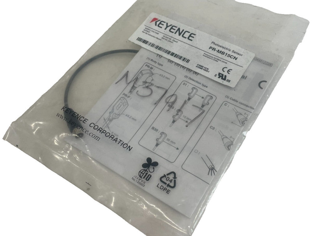 NEW KEYENCE PR-MB15CN PHOTOELECTRIC SENSOR PRMB15CN