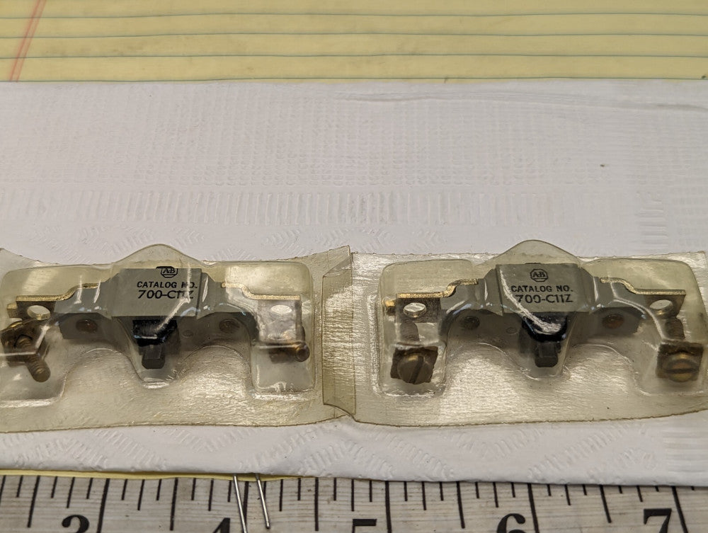 2 Allen Bradley B 700-C11Z Contact Cartridge Overlap Relay  [OF46]
