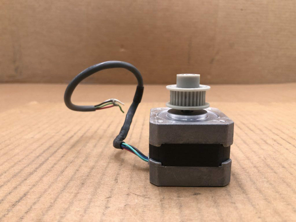 VEXTA PK243-01AA 1.8° 2-Phase Stepping Motor 0.95A 4.2ohm