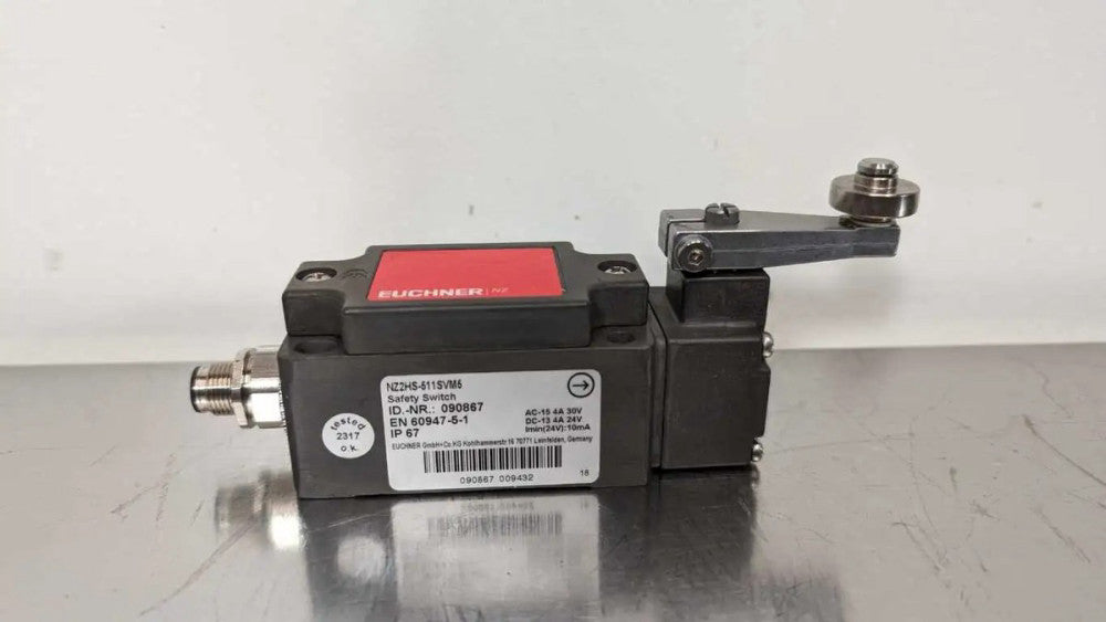 Euchner NZ2HS-511SVM5 Limit Switch 090867 AC/DC