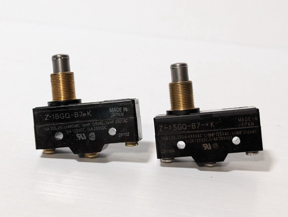 Lot of 3 Omron Z-15Gq-B7-K Industrial Snap Action Switch, Panel Mount, Plunger