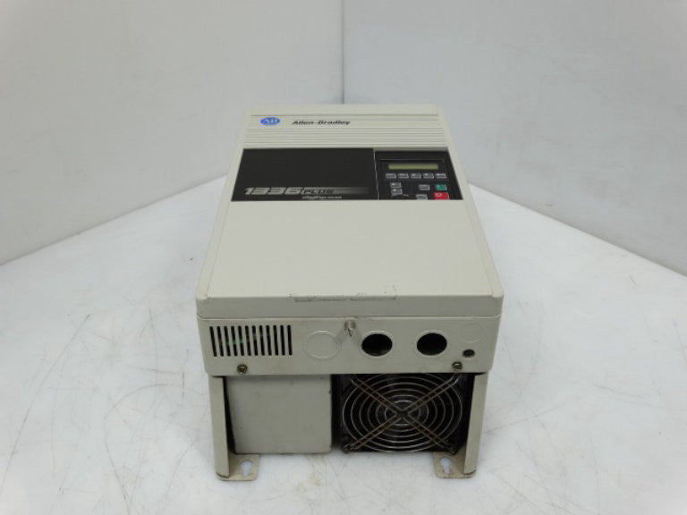 ALLEN BRADLEY 1336S-A015-AA-EN5 SERIES D DRIVE