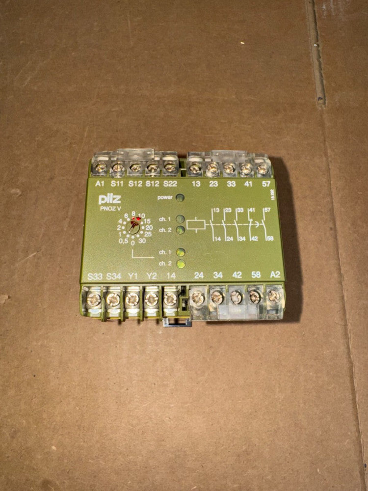 PILZ PNOZ V 474790 SAFETY RELAY, 24-VDC, USED!
