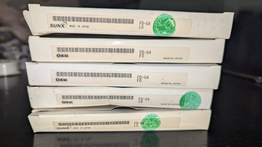 (1) New Panasonic SUNX FD-G4 Fiber Optic Sensor