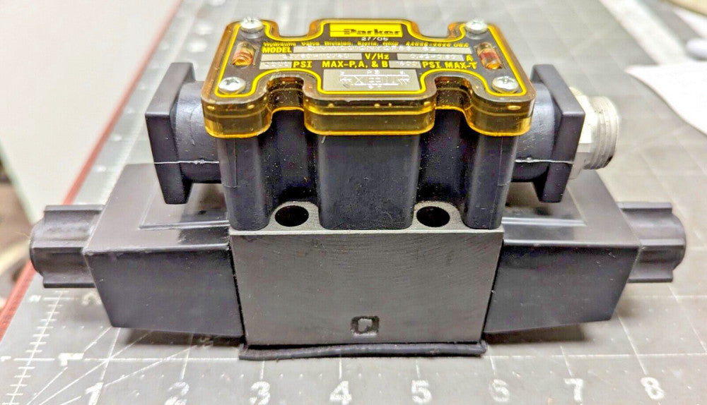 PARKER D1VW001CNYCF56-82 110/120V 0.42-0.50A 5000PSI Control Valve [Z3B5]