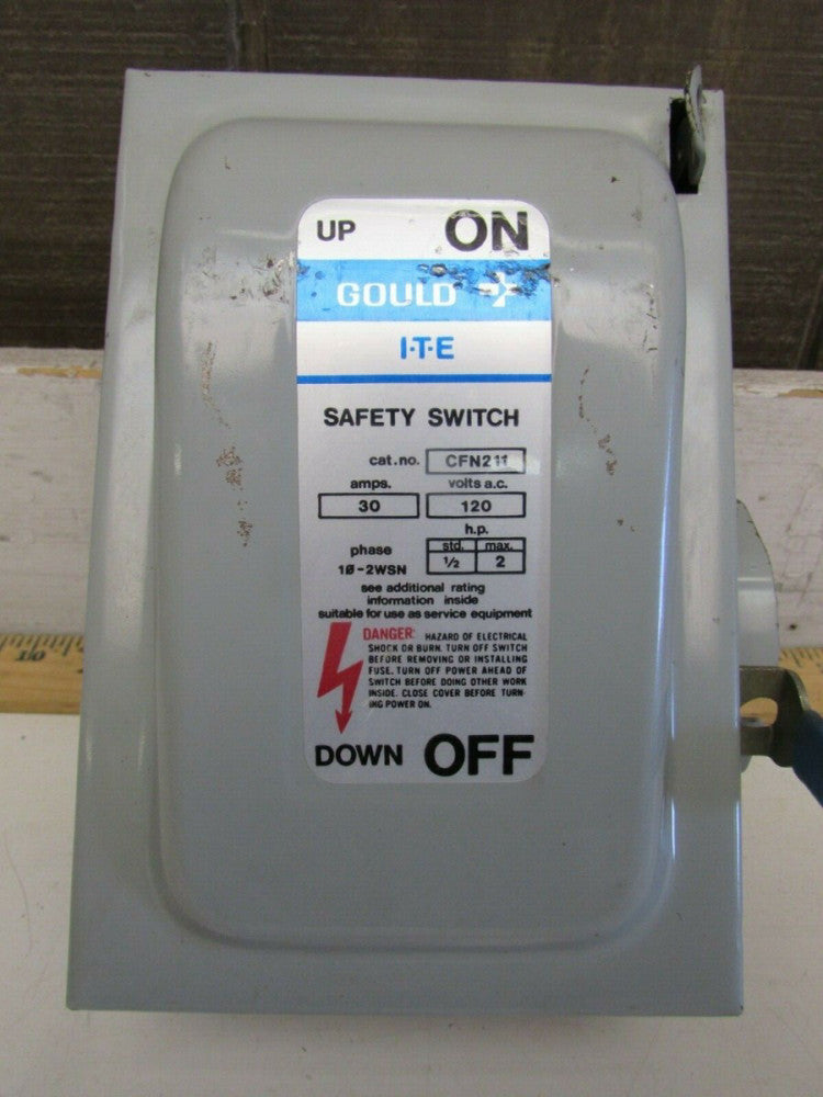 GOULD ITE CFN211 30AMP 120V 1PH ENCLOSED SWITCH NEW NO BOX OLD STOCK !! M/O !!