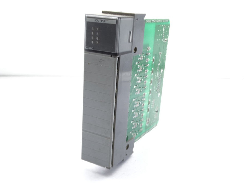 ALLEN BRADLEY 1746-OA8 PLC MODULE USED