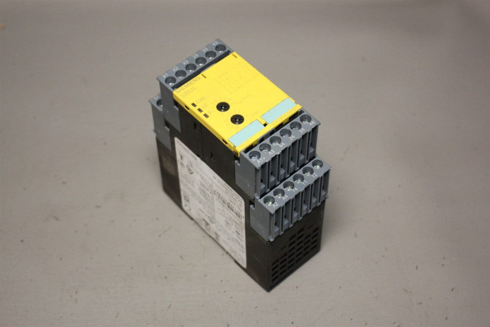 SIEMENS SIRIUS SAFE STANDSTILL MONITOR SAFETY RELAY 3TK2810-0BA01