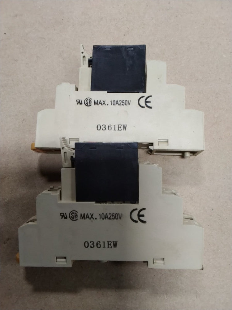 Omron G3R-OA202SZN -2A relay with base Lot Of 2 G34