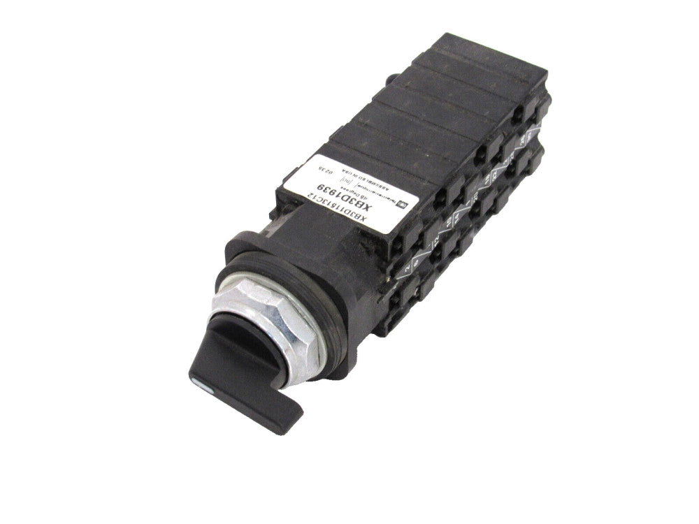 USED TELEMECANIQUE XB3D1939 ROTARY CAM SWITCH