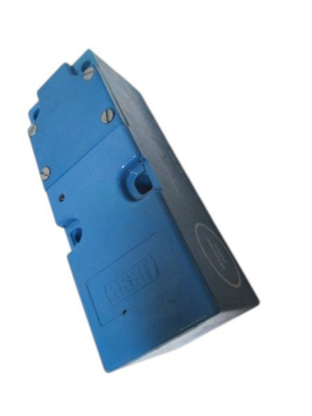 ISSC 1217P-3 PROXIMITY SENSOR  NSNP