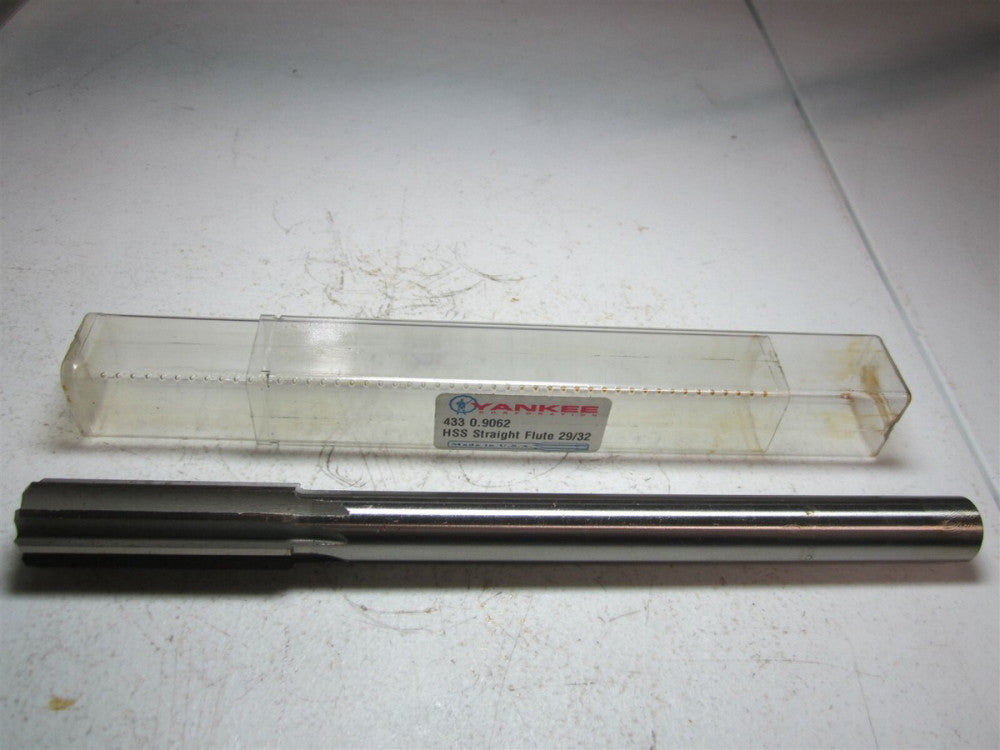 Yankee (433 0.9062) 10" OAL 29/32" High Speed Steel 8 Flute Chucking Reamer