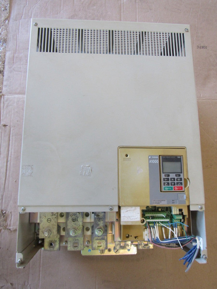 YASKAWA CIMR-AU4A0208AAA VFD A1000 150HP 3PH 208A 380-480VAC NICE TAKEOUT M/O !!